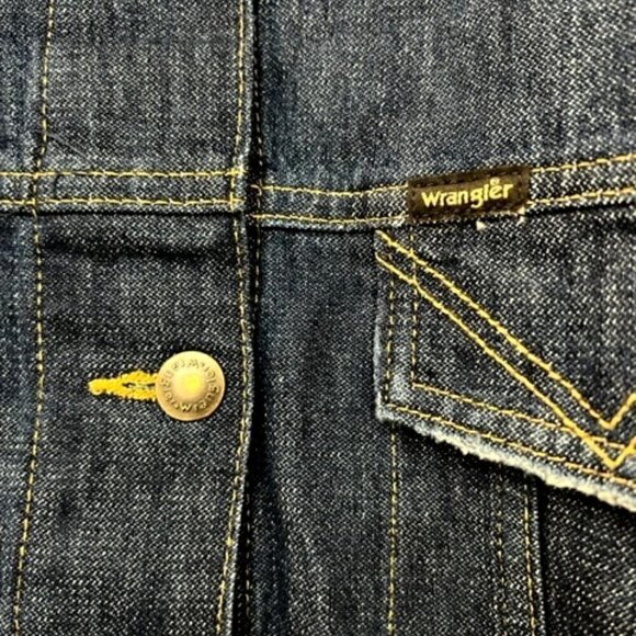 Wrangler Women's Memory Maker Denim Jacket Dark Wash - Picture 5 of 8